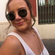 Megan Devlin (@megsdevlin_)