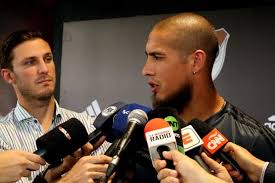 Jonatan ramón maidana (adrogué, buenos aires, argentina; Jonatan Maidana Emblema De River Y Campeon Con Boca Juniors Estadio Deportivo