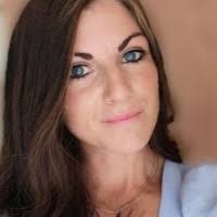 Arlene Mcgovern's Instagram, Twitter & Facebook