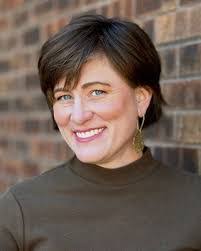 Andrea Coston's Instagram, Twitter & Facebook