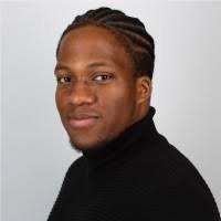 400+ profilů „Omari