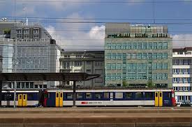 Die einsatzkräfte sind vor bahnhof aarau unter wasser. Aarau Bahnhof