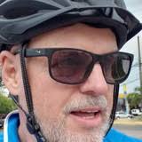 Elinor Fernando's Instagram, Twitter & Facebook