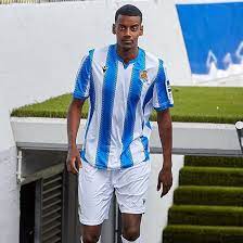 The squad overview lists all player stats for a selected season. Real Sociedad 19 20 Trikots Veroffentlicht Nur Fussball