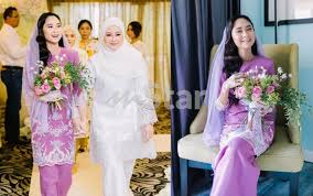 Abdul wahid bin zaid diliputi rasa takut kepada allah, berpaling dari kelezatan duniawi, baik dalam makan maupun minum sekedarnya, ataupun dalam tindakan. Jarak Usia 16 Tahun Intan Najuwa Bertunang Dengan Usahawan Dari Kedah Saya Tak Pernah Berkawan Lelaki Berusia Tapi Selepas Kenal Dia Hiburan Mstar