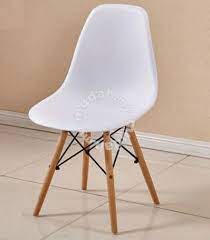 Alibaba.com offers 800 kerusi plastik products. White Chair Kerusi Putih Dining Bed Room Ikea 1 Furniture Decoration For Sale In Petaling Jaya Selangor Mudah My