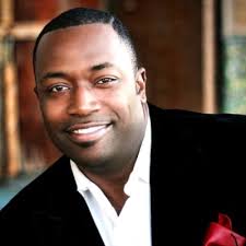 I'm happy to announce that I started off the new year as an Account  Executive at Vista. I could not be more excited to join this creative,  ambitious team. Thank you to