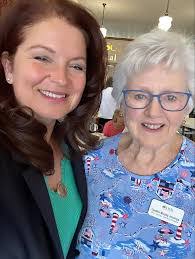 Cindy Thornsberry's Instagram, Twitter & Facebook