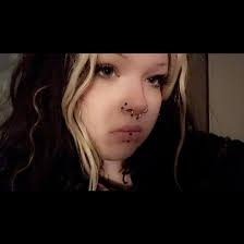 Trading kandi before the show