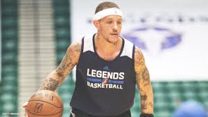 He led the raiders to their first tournament appearance. Delonte West Now Works At The Florida Rehab Center He Attended