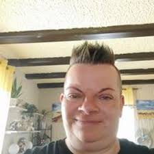 Stream Tina Link music