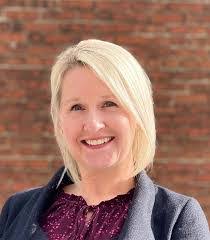 Amy Winkelman's Instagram, Twitter & Facebook