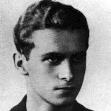 Her father was mikołaj gerwazy bułhak and her mother was helena jeszczenko. Ina Benita Najwieksza Skandalistka Okupowanej Warszawy Ciekawostkihistoryczne Pl