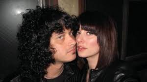 Currently he is a singer in the band antemasque, and also sings and plays guitar in his band zavalaz. Chrissie Carnell And Cedric Bixler Zavala Famousfix Com