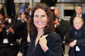Mais mazarine pingeot ne se décourage pas pour autant. Mazarine Pingeot Ce Que Vous Ne Savez Peut Etre Pas Sur La Fille De Francois Mitterrand