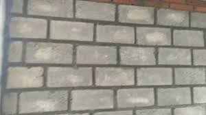 Bersamaan dengan perkembangannya batu batu sekarang telah ada batu bata merah, batako hitam dan hebel. Pagar Rumah Batako By Dwi Uji