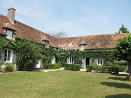 Vendu Par L Agence De La Poule Faisane 1 150 000 Honoraires Inclus 1 095 238 Hors Honoraires Honoraires 5 00 Tt En 2020 Immobilier Fenetre En Bois Demeure