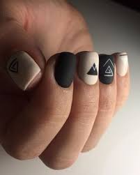 Las uñas negras decoradas son el paso siguiente. 27 Ideas De Unas Pa Bato En 2021 Manicura De Unas Disenos De Unas Mate Manicura