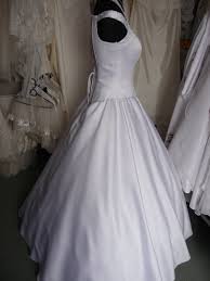Program tv azi, posturi tv: Brautkleid Hochzeitskleid Neckholder 36 40 Weiss Wie Neu Brautkleider