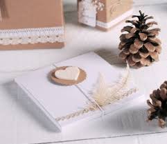 No dejes de ver estos 11 diseños, estoy segura que mas de una te encantara. Cajita Para Invitaciones O Cds