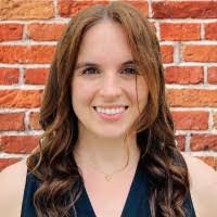 Holly Benner's Instagram, Twitter & Facebook