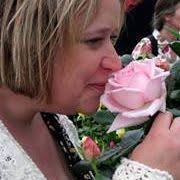 Lorraine Ashton (lorraineashtonw)