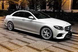 コンプリートーカー見積もり mercedes benz e200 avantgarde sportsプルシアンブルー エアロ ドレスアップ エアロ シアン ブルー