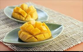 Manfaat buah kedondong untuk ibu hamil lainnya yaitu mengatasi gatal. Kenapa Ibu Hamil Ngidam Mangga Muda