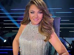 Η μικρή παράκληση στην παναγία διαβάζεται σε οποιαδήποτε άλλη περίσταση είτε στον ιερό ναό είτε στο σπίτι. Kaith Garmph H Toyrta Yperparagwgh Gia Ta Gene8lia Ths Znews