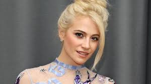 Pixie Lott premieres new track 'Fake'