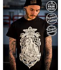 Al seguir navegando se almacenan cookies que permiten que tu experiencia de navegación sea más fluida. Actions Speak Louder Than Words Useless Sea Watch Soli Shirt Useless Streetwear