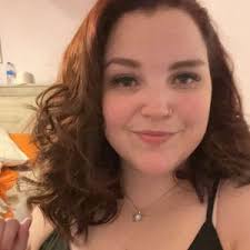 Genevieve Albert (@gennayy27)