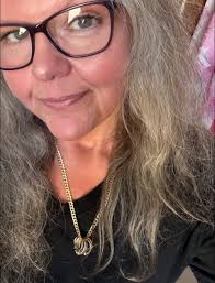 I'm a widow and I need a partner regardless of distance or age If you like  me, don't hesitate to ask for help or send a message. 📞  https://shorter.me/mNwJY