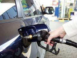 Asta a făcut ca la pompă prețurile să scadă mai puțin. 0 05 Dolari Litrul De Benzina Top 10 Tari Cu Cei Mai Ieftini Carburanti Din Lume Incont Stirileprotv Ro
