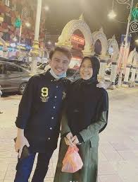 Fitri menyifatkan rezeki masih belum berpihak kepada mereka. Speechless Alhamdulillah Ya Allah Bakal Jadi Bapa Dr Fitri Haris Umumkan Kehamilan Isteri Pa Ma