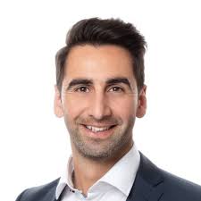 Am Dienstag durften wir im Rittersaal in Straubing stellvertretend für  unser Team einen der Straubinger Unternehmenspreise 2024 entgegen nehmen.🥇  Für meine Familie und mich ist es eine große Ehre…