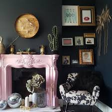 Living room walls often were decorated using cream, mustard yellow or even lavender, while living rooms with a fireplace commonly were slightly darker to prevent soot from damaging their. Modern Victorian Design Walls Of Wonderland