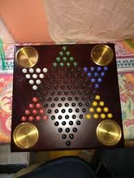 El objetivo final del juego es controlar el mayor número de casillas posibles. Bombay Company Madera Clasica Marmol Juego De Mesa Chino Damas Ebay