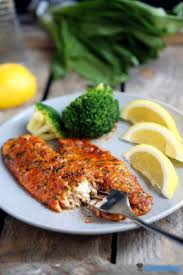 горбуша в духовке в фольге с морковью и луком Tilapia Parmesan Breaded Fish Of My Dreams Delicious Healthy Recipes Fish Recipes Recipes