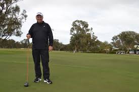 Golf star takes a swing at championship