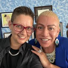 Thrilled to have @caro_derobertis