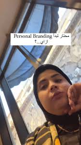 لو انت كوتش او مدرب مهم اوي تبدأ هويتك الشخصية صح بناء علي شخصيتك انت  ورسالتك اللي عايز توصلها ومتقلدش حد تاني .., مهم اوي كمان تركز علي استهدافك  للجمهور الصح لانه مفيش استهداف لكل الناس., لو ...