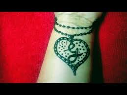 Diy G Letter Henna Tattoo Design Alphabet G Letter Jewellery Mehndi Design With Heart Shape Yo Henna Tattoo Designs Alphabet Tattoo Designs Mehndi Designs