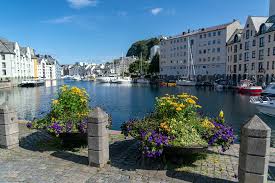 Charming hotel in a historical . Norwegen Alesund Hafen Kostenloses Foto Auf Pixabay