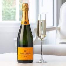 We did not find results for: Flowers Champagne Champagne Gift Sets Appleyard Flowers