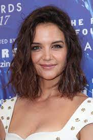 Check spelling or type a new query. 13 Potongan Rambut Keriting Pendek Untuk Wajah Bulat