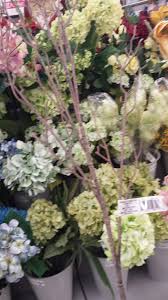 | / give your diy floral designs a classic look with these cream fake oakleaf hydrangea flowers, also known as snow queen hydrangeas. Stick Accent In The Fake Flowers At Michael S Craft Store In Charlottesville Virginia 4 99 Each Fake Flowers Michaels Crafts Store Michaels Craft