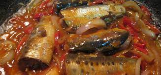 Lumuri ikan dengan air perasan jeruk nipis. Cara Memasak Sardin Yang Cepat Dan Sedap Azhan Co