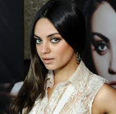 Marine corps ball in greenville, north carolina. Sexiest Woman Naturschonheit Mila Kunis Die Perfekte Freundin Welt