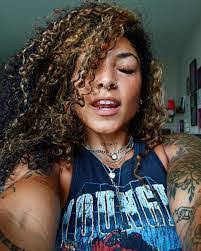 Ashley Schack's Instagram, Twitter & Facebook